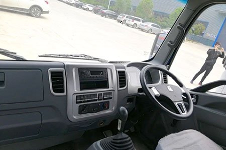 HOWO 6000 Liters Fuel Tank Truck