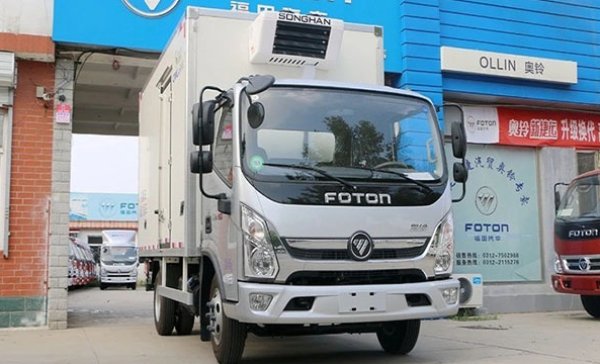 Small Refrigerator Truck 4X2