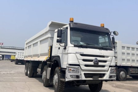 Sinotruk HOWO 8x4 Dump Truck