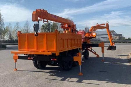 Integrated Multifunctional Crane and Excavator