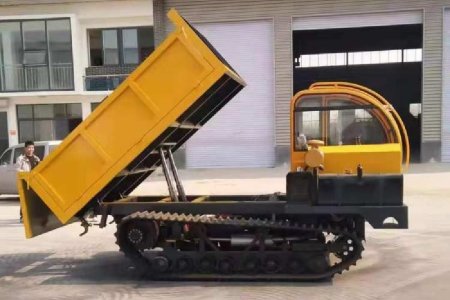 Simple Mountain Crawler Transport Vehicle