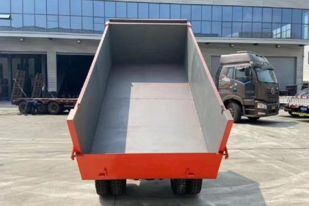 Flatbed DumpTransport Vehicle