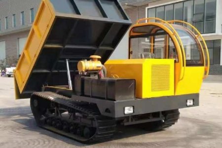 Simple Mountain Crawler Transport Vehicle