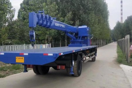 Truck Mounted Crane 6 Ton