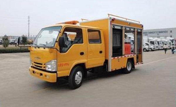 ISUZU 100P Mine Emergency Rescue Vehicle