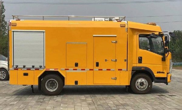 Municipal Emergency Rescue Vehicle