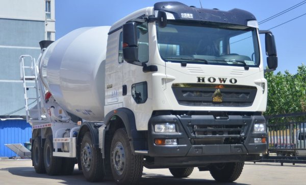 HOWO 8X4 Agitator Truck