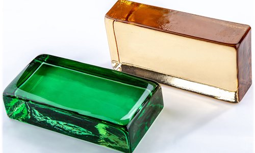 Fine ground glass bricks