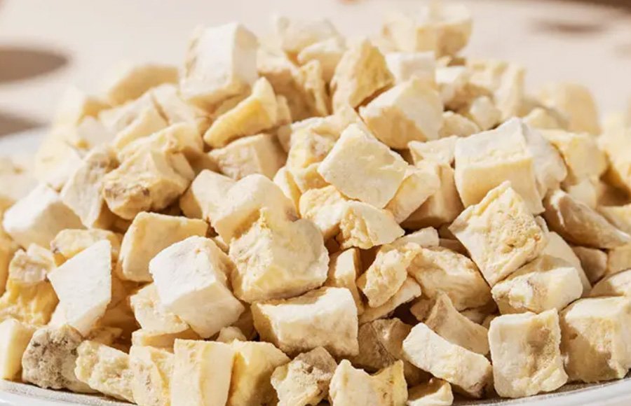 -2_0002_vegan-friendly freeze dried banana diced