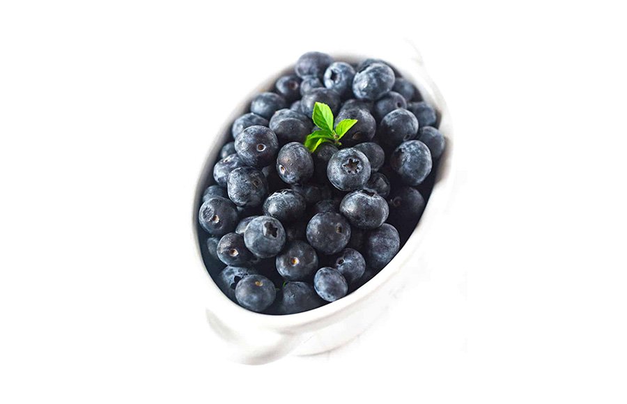 blueberry-banana-smoothie-blueberries