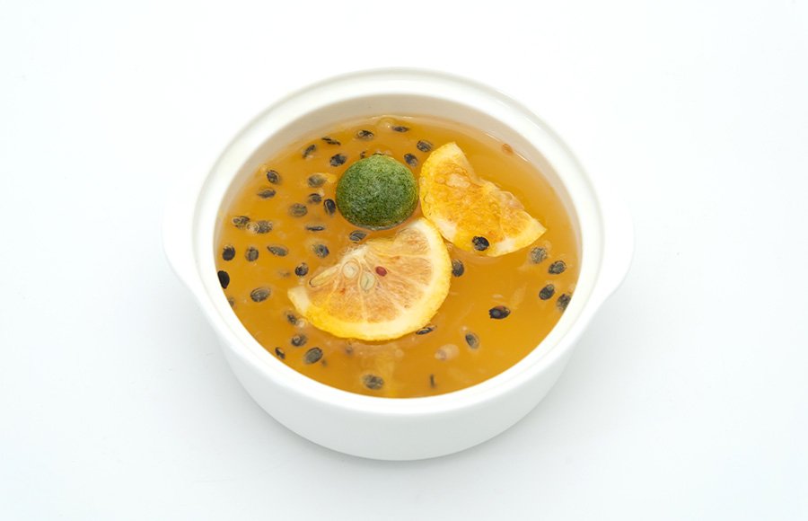 Freeze dried kumquat passion fruit lemon drinks