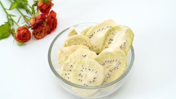 Traceable Organic Freeze-Dried Kiwi Slices — Clean-Label Green Inclusions