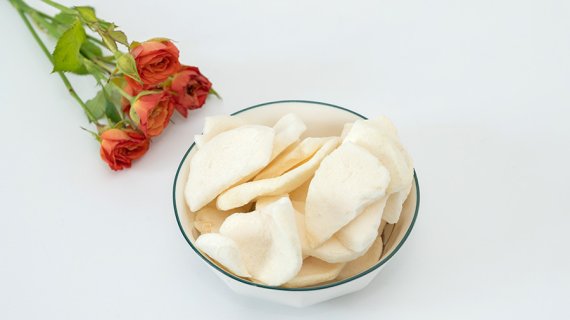 How Can Bulk Organic Freeze Dried Apple Slices Elevate Your Snack Brand?