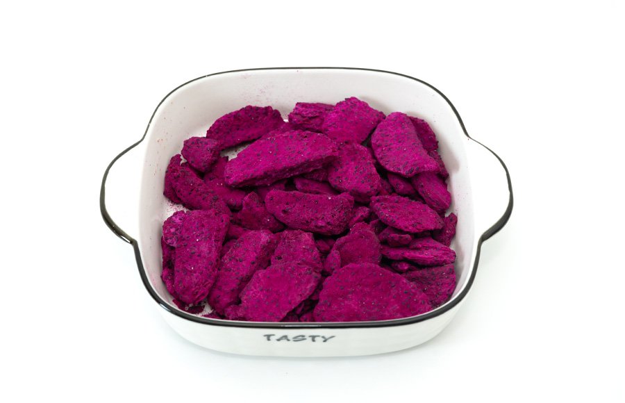 Factory Supply Freeze Dried Red Dragon Fruit Slice Dried Pitaya Slices