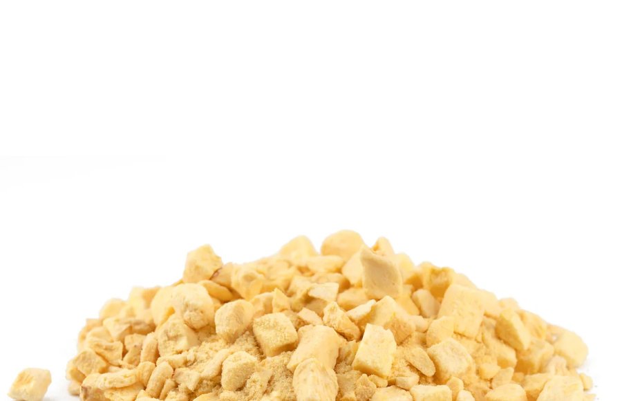 freeze dried peach diced with cinnamon