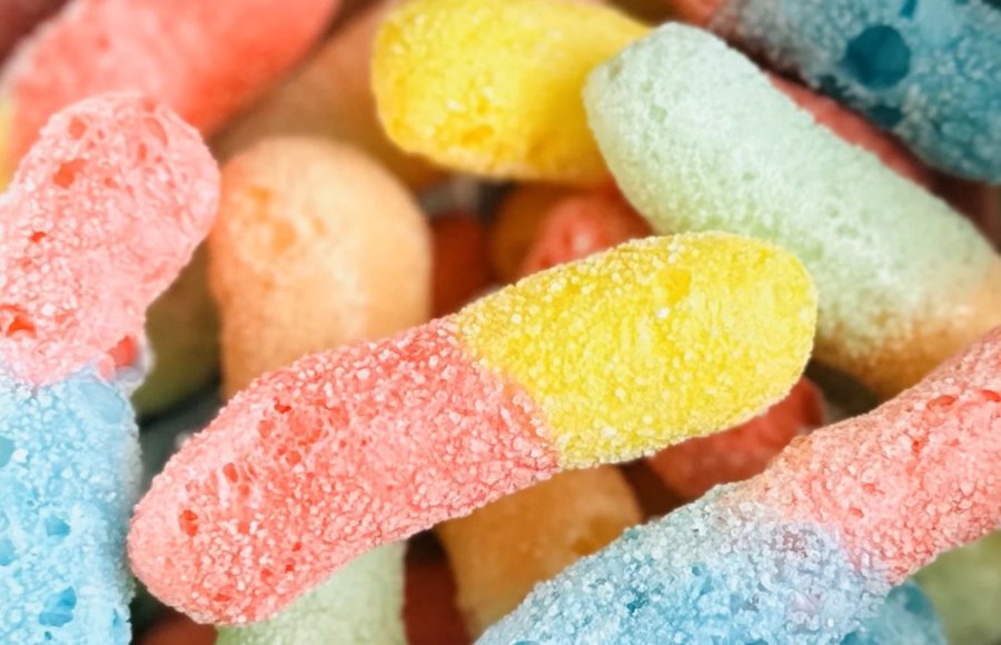 freeze dried Sour Worms for Resale