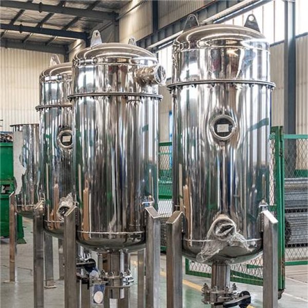 Online filter for lithium battery molding system