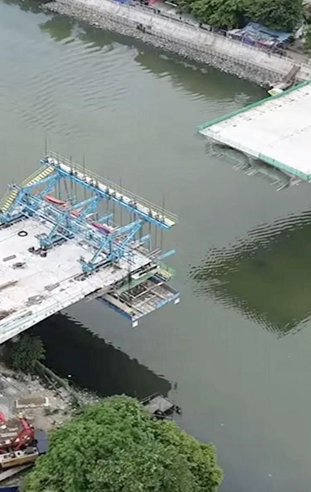 Cantilever form traveller of Pakistan DhanGali Bridge Project