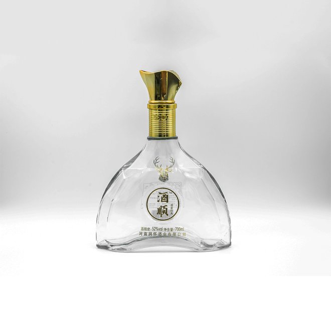 Crystal Liquor Glass Bottle With Wood Metal Cap