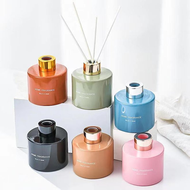 Portable Cylinder Shape Luxury Perfume Packaging Bottle