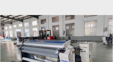 TDW881  WATER JET LOOM