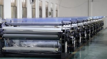 What Is The Difference Between Water Loom and Air Loom ? Definition. Features. Technology. Adaptability