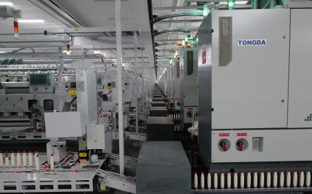 NEW TYPE OVER-PRSYNCHRONIZING TECHNOLOGYFOR INTERMEDIATE DRIVE FOR BOTTOM ROLLEROLONGATION FRAME