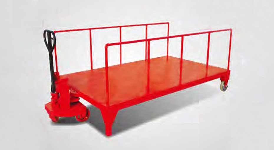 Cloth-Carrying Vehicle