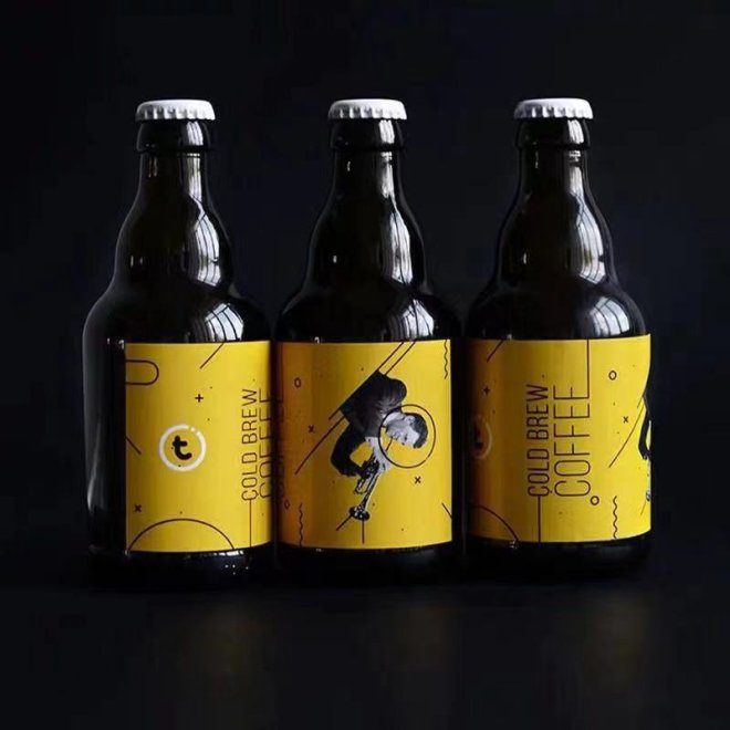 Botella de vidrio para cerveza negra de 330 ml