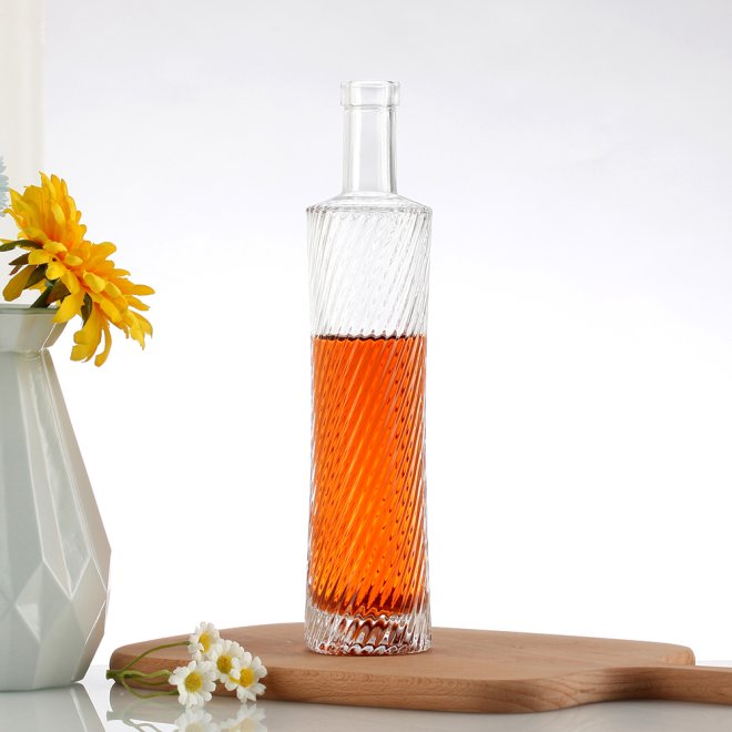 Botella de vidrio recargable personalizada de alta gama para ginebra, whisky y vodka con piedra extra