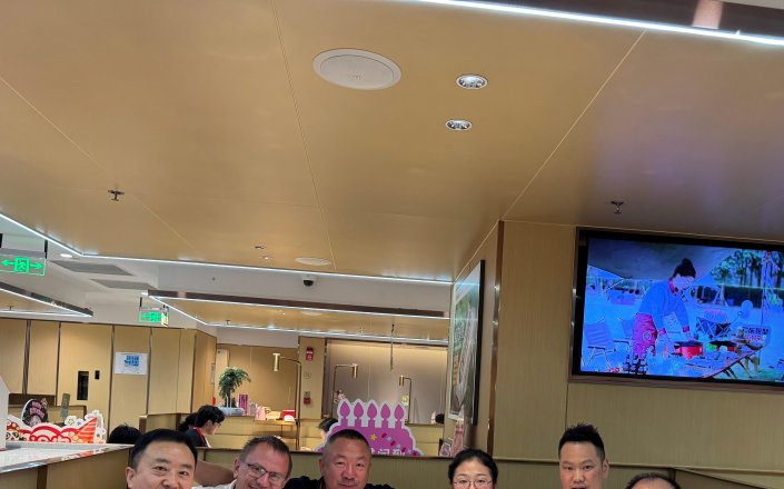  The test PP-R pipe line run was successful. We enjoyed delicious food with the client and discussed the future cooperation