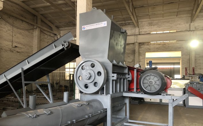 Plastic crusher manufacture 