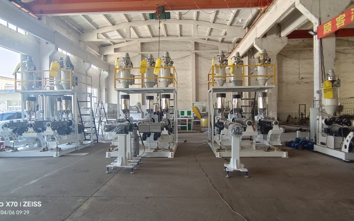 Pipe making machine for ABC three layers