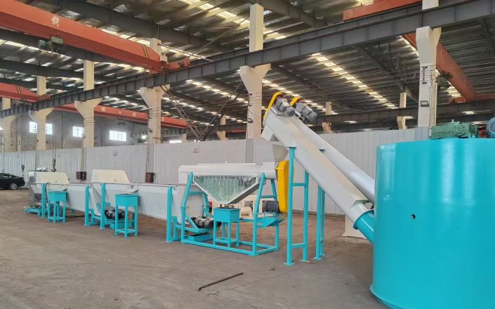 PET bottle crusher cleaning pelletting machine