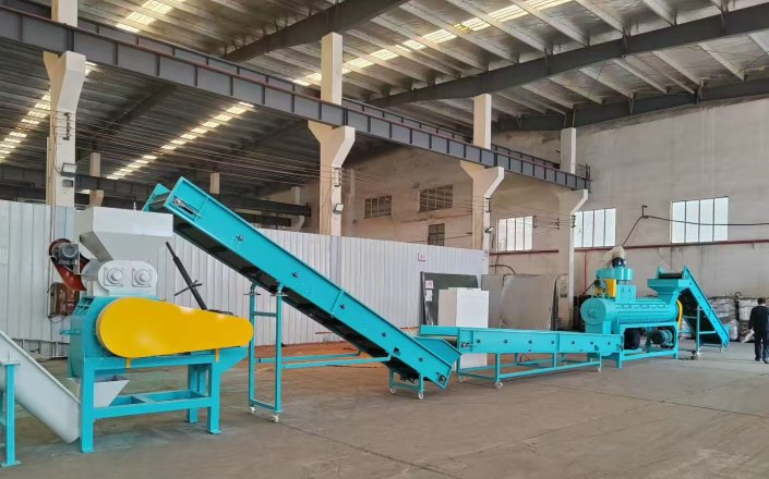  Label removal, cleaning, crushing and drying production line