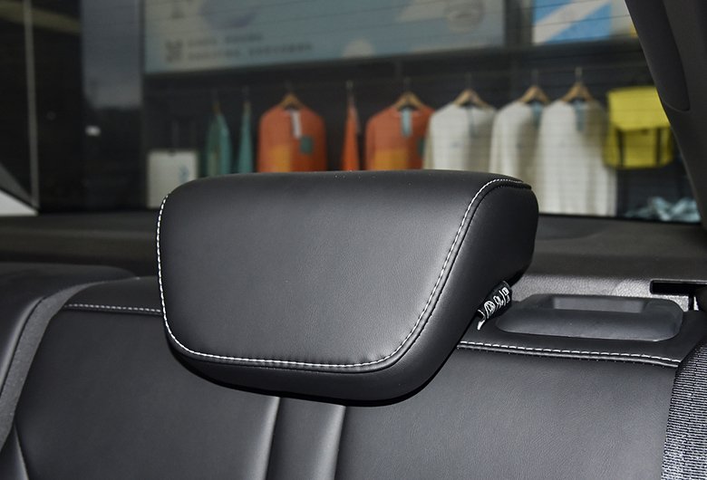 _0004_dbc8aa0afef6a3a05c6a6f02658add9