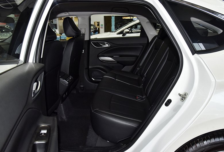 _0005_dafa83a1e127b32f0f02dea12829b18