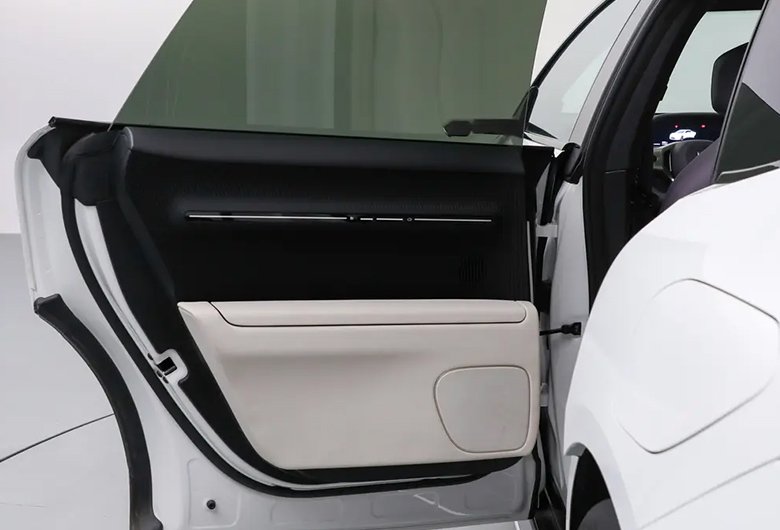 _0009_dc748a5d962e9955953ff1b079e0853