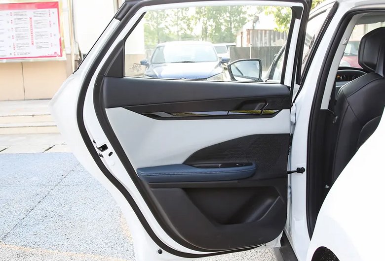 _0001_f566532e58e0eedd906282323a3ab81