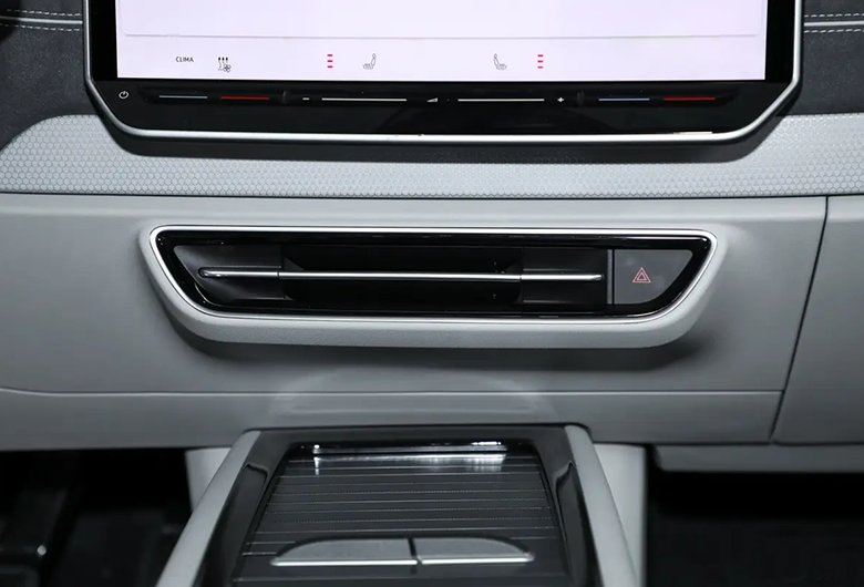 4923526bfe88e97a576453e7540f689