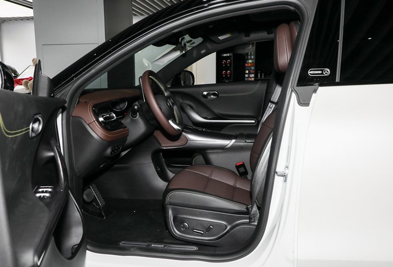 800x0_1_q95_autohomecar__ChxkmmVXBQWAGy_yACRGNqsKoUQ094