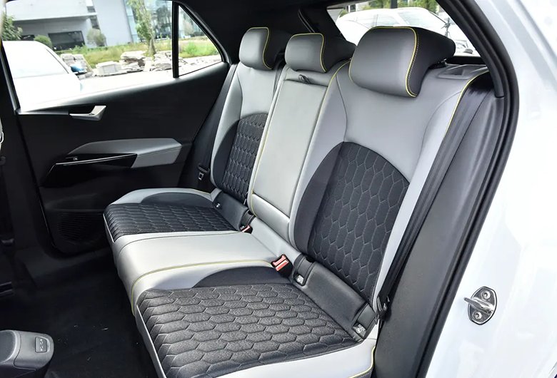 81ac9c6698ce77637477d18f898c49b