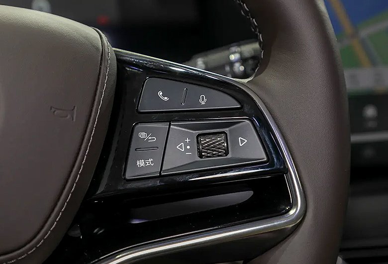 _0003_a08d67e3304df8e317f33563449f1bf