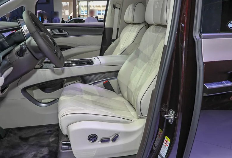 _0007_9f9305888872b873e529379edc56472