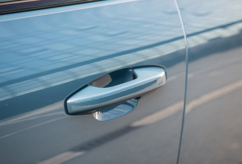 800x0_1_q95_autohomecar__ChwFkGFyHv-AH6P_ABS9TA4b7sk359