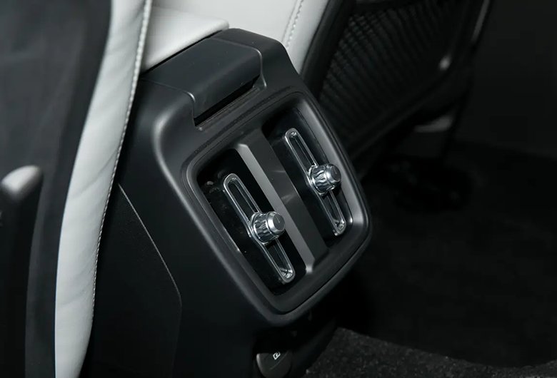 eecb5b20f5e044abd5d83987a09ca01