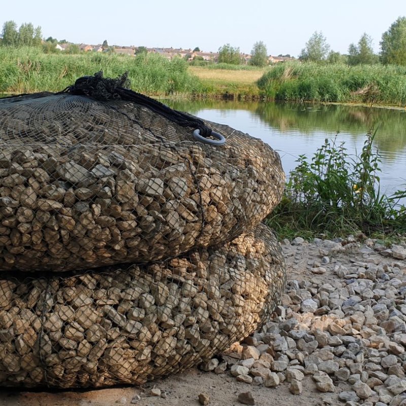 Aqua-Rock-Bags-prefilled-revetments20200624_090600-1320x812