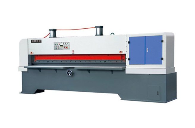 Pneumatic Veneer Clipper
