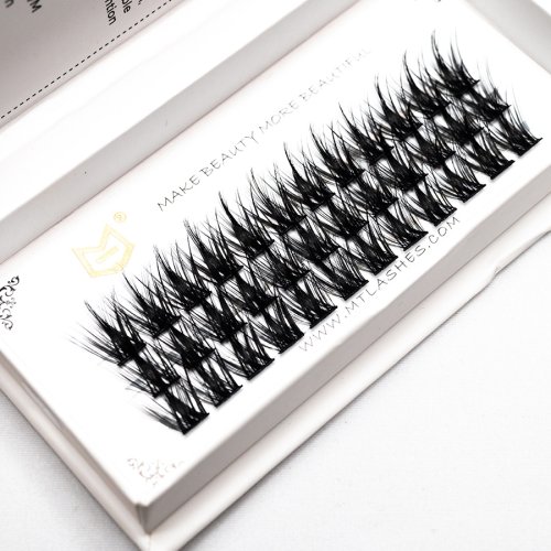 DIY CLUSTER LASHES W2