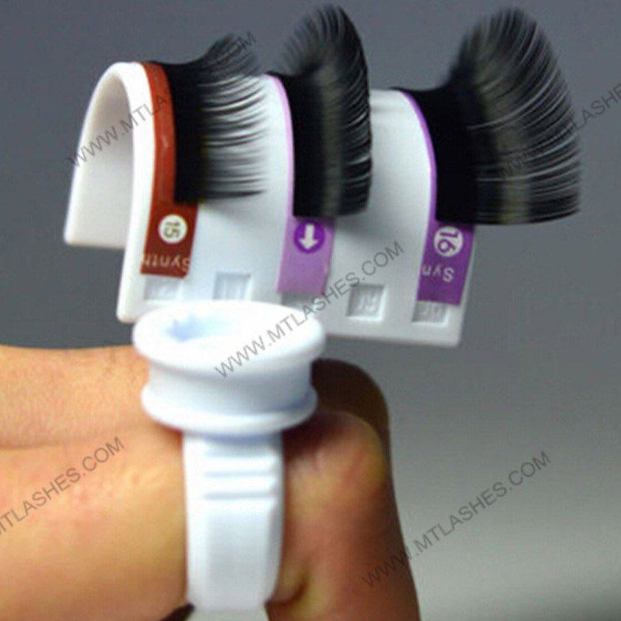 -1_0003_lashholder05